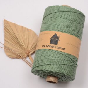 moppari macrame koord 3mm 3 strengs huisje van katoen eucalyptus