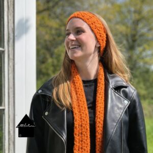 gehaakte sjaal oranje, als haarband, sjaal