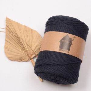 Barbante xl garen van Huisje van Katoen in de kleur marine blauw